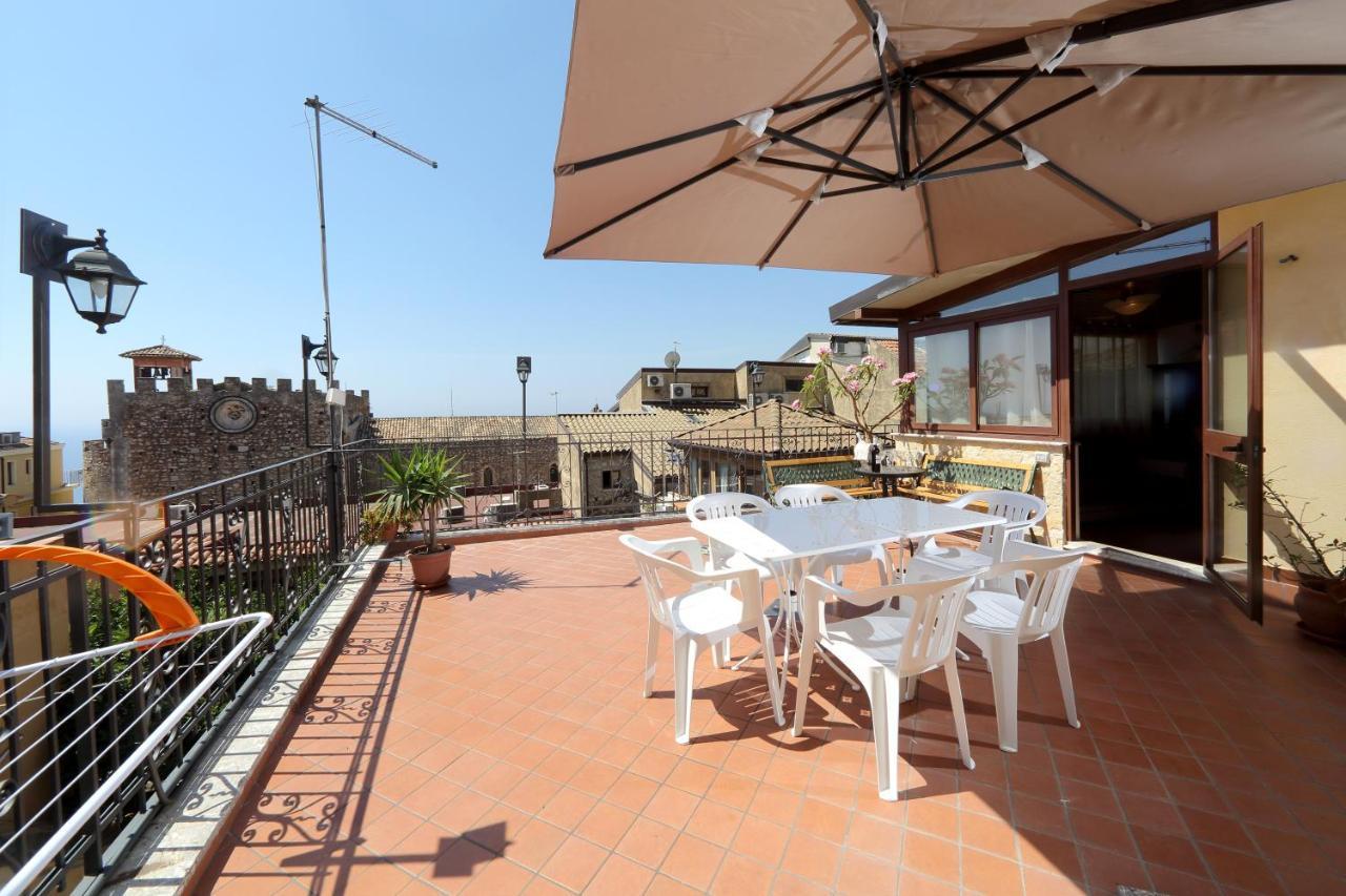 Casa La Boheme Apartment Таормина Екстериор снимка